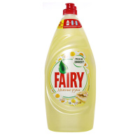 Fairy Гель для мытья посуды Нежные руки Ромашка и витамин E 900 мл